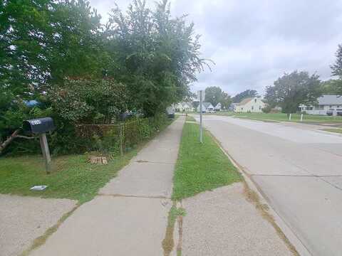 Eastland, ROSEVILLE, MI 48066