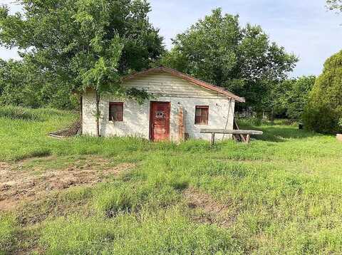 S Prairie Avenue, Petrolia, TX 76377