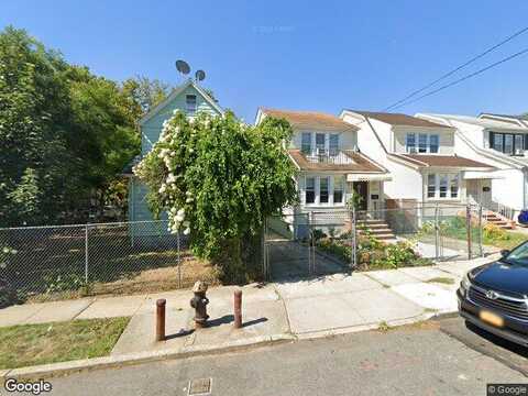 89Th, QUEENS VILLAGE, NY 11427