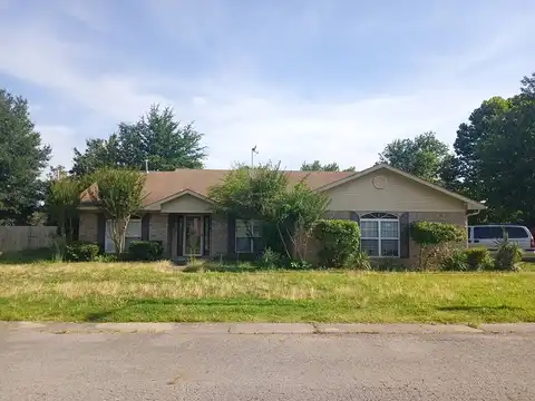 Davis, ROLAND, OK 74954