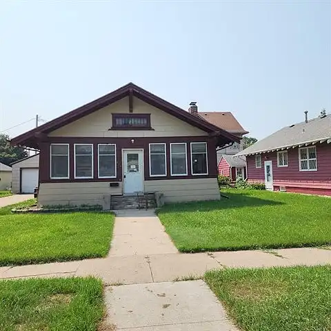 9Th Ave S E, Aberdeen, SD 57401