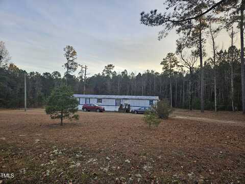 520 Fire Lane Road, Bunnlevel, NC 28323