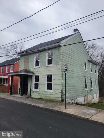 208 E LIBERTY STREET, MARTINSBURG, WV 25404