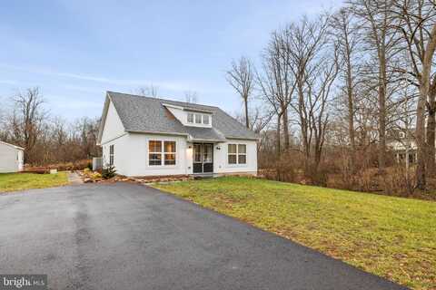 419 OLD PHILADELPHIA PIKE, DOUGLASSVILLE, PA 19518