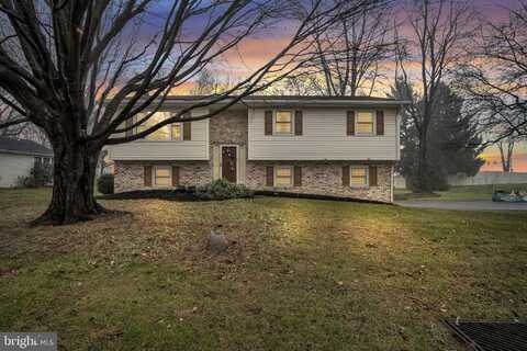 103 FLAMINGO DRIVE, MECHANICSBURG, PA 17055