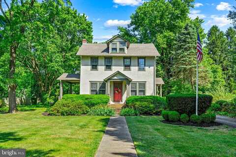 427 E MAIN STREET, MOORESTOWN, NJ 08057