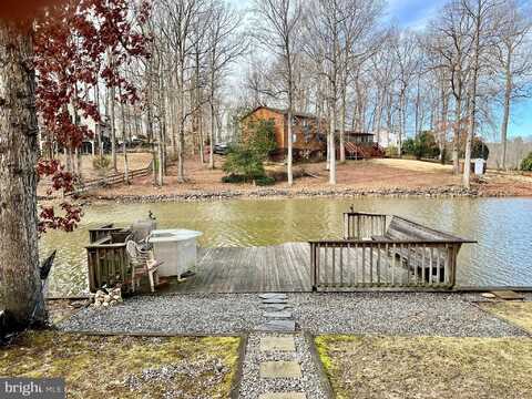 301 LAND OR DRIVE, RUTHER GLEN, VA 22546