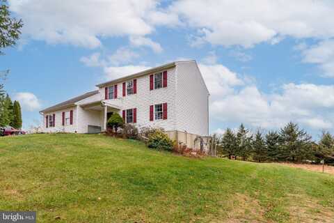 605 MAYTOWN ROAD, ELIZABETHTOWN, PA 17022