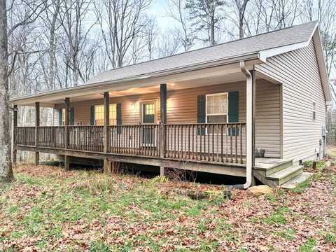 69 Robert Beaty Rd, Jamestown, TN 38556