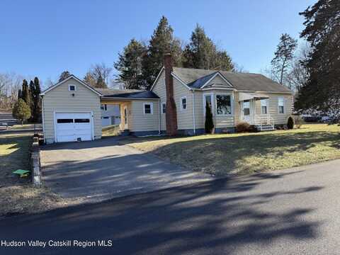 22 Lake Road, Lake Katrine, NY 12449