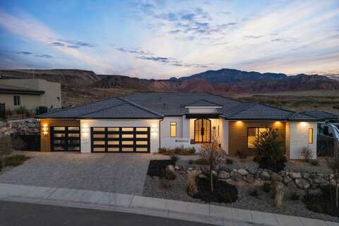 742 W Scenario ST, Washington, UT 84780