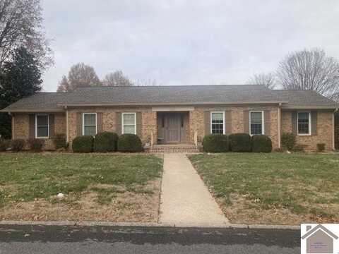 1303 Fairway Circle, Mayfield, KY 42066