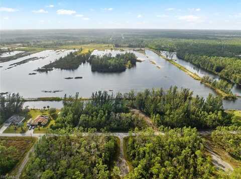207 Ocean Park, LEHIGH ACRES, FL 33972