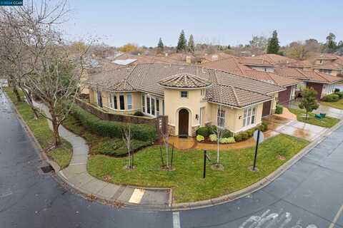 8702 Pasatiempo Circle, Roseville, CA 95747