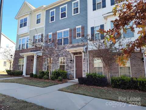 9722 Ainslie Downs Street, Charlotte, NC 28273