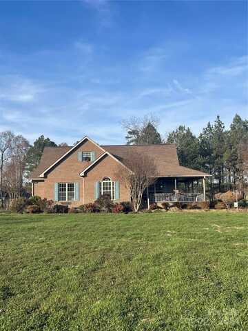 158 White Road, Wadesboro, NC 28170