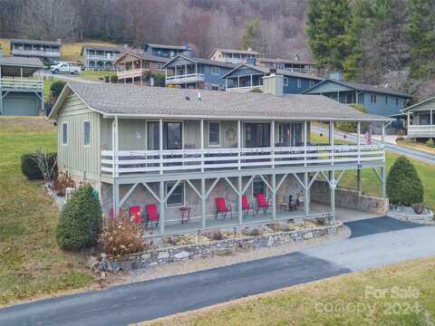 10 Onyx Lane, Maggie Valley, NC 28751