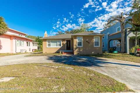 824 N Halifax Avenue, Daytona Beach, FL 32118