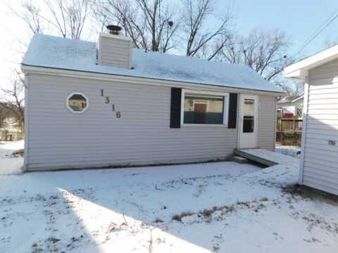 1316 Locust Street, West Des Moines, IA 50265