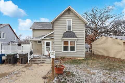 102 SE 15th Court, Des Moines, IA 50316