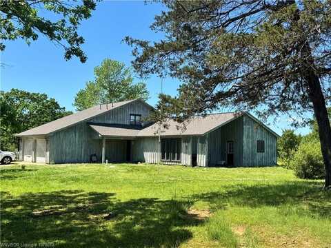 25096 Nobles RD, Howe, OK 74940