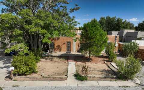 2203 CANDELARIA Road NW, Albuquerque, NM 87107