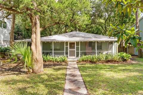 1138 Ocean Blvd, Saint Simons Island, GA 31522