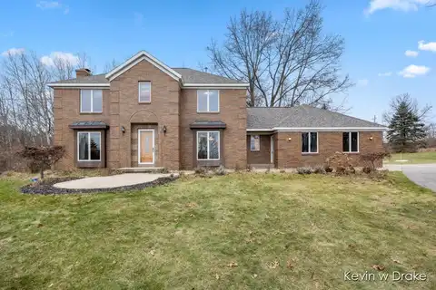 7860 Myers Lake Avenue NE, Rockford, MI 49341