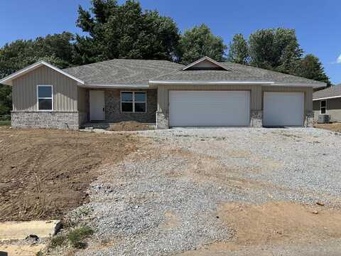 40 Whitley Lane, Monett, MO 65708