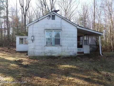 424 N Hunter Highway, Drums, PA 18222