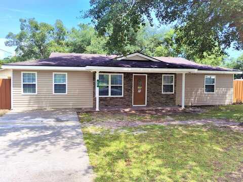 636 2nd Street, Hinesville, GA 31313