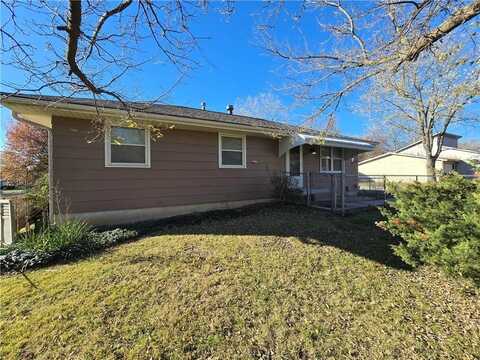 304 S Lyne Avenue, Raymore, MO 64083