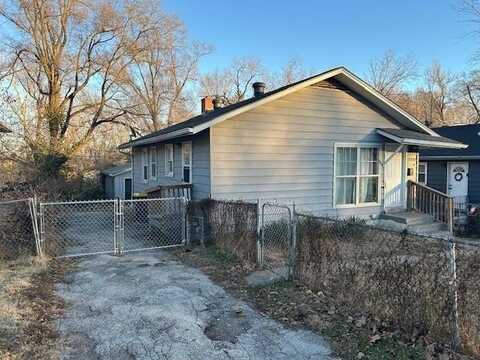 4505 Lister Avenue, Kansas City, MO 64130