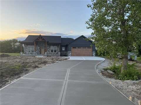 12749 NE Seminole Road, Adrian, MO 64720