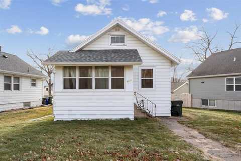 1341 NW F Ave, CedarRapids, IA 52405