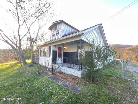 119 Lincoln Drive, Harriman, TN 37748