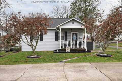 116 Blackwood Avenue, Nitro, WV 25143