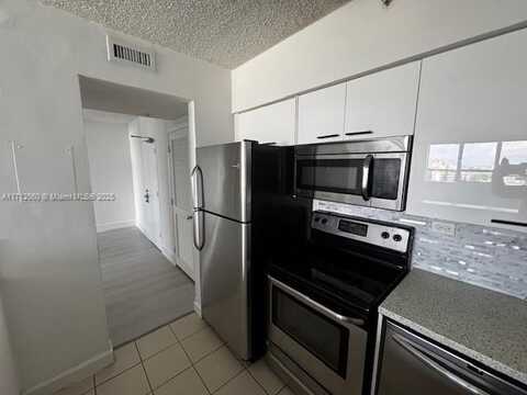 1500 Bay Rd, Miami Beach, FL 33139