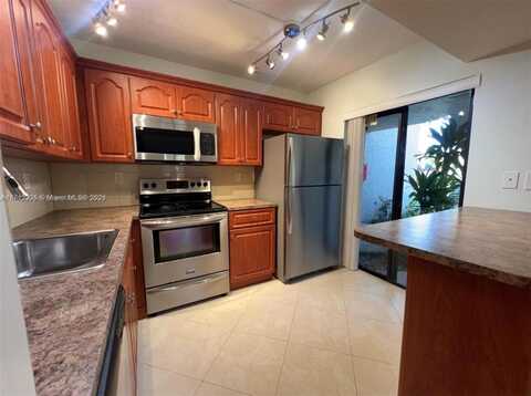 20075 NE 3rd Ct, Miami, FL 33179