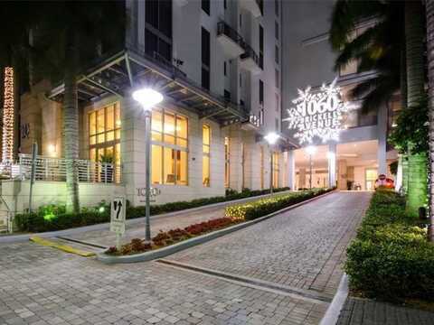 1050 Brickell Ave, Miami, FL 33131