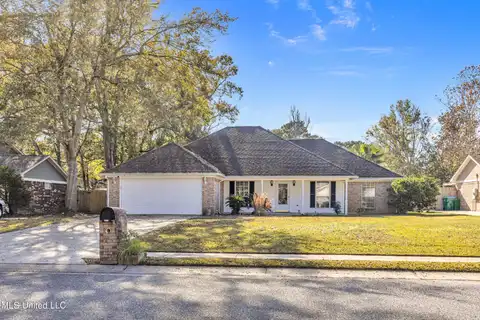 2526 Havard Road, Ocean Springs, MS 39564