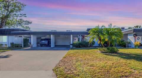 1305 GLEN OAKS DRIVE E, SARASOTA, FL 34232