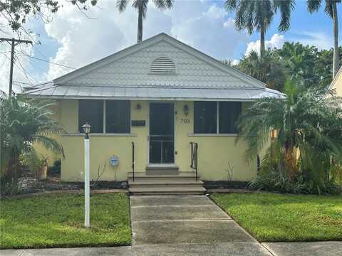 205 CHASTEEN STREET, PUNTA GORDA, FL 33950