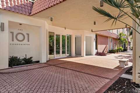 101 S GULFSTREAM AVENUE, SARASOTA, FL 34236