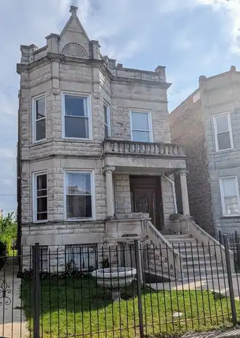 4047 W 21st Street, Chicago, IL 60623