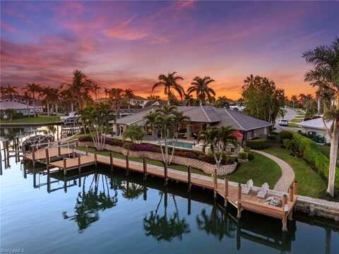 200 Meadowlark, MARCO ISLAND, FL 34145