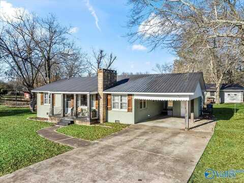 373 12th Avenue NE, Arab, AL 35016