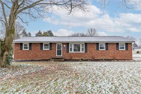 3203 Forestview Street NE, Canton, OH 44721