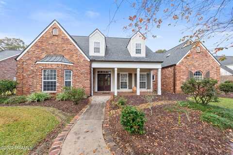 1013 Bayou Bend Circle, Breaux Bridge, LA 70517