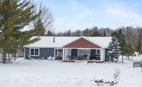 6412 S Beach, Alanson, MI 49706